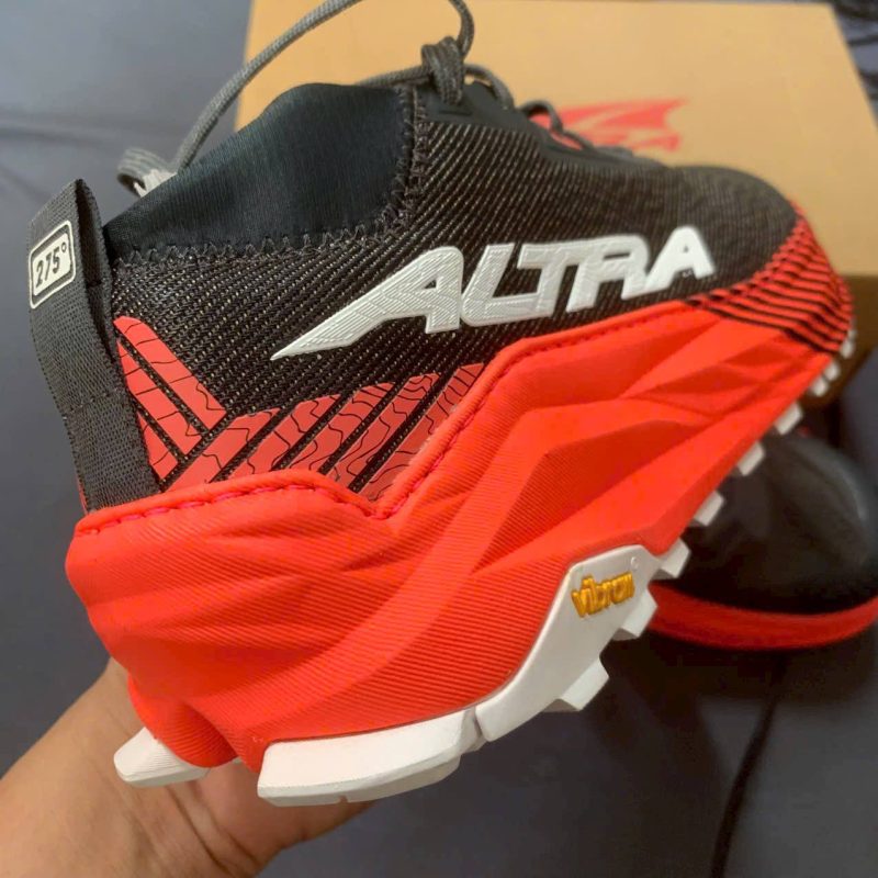 Giày chạy trail Altra đế Vibram